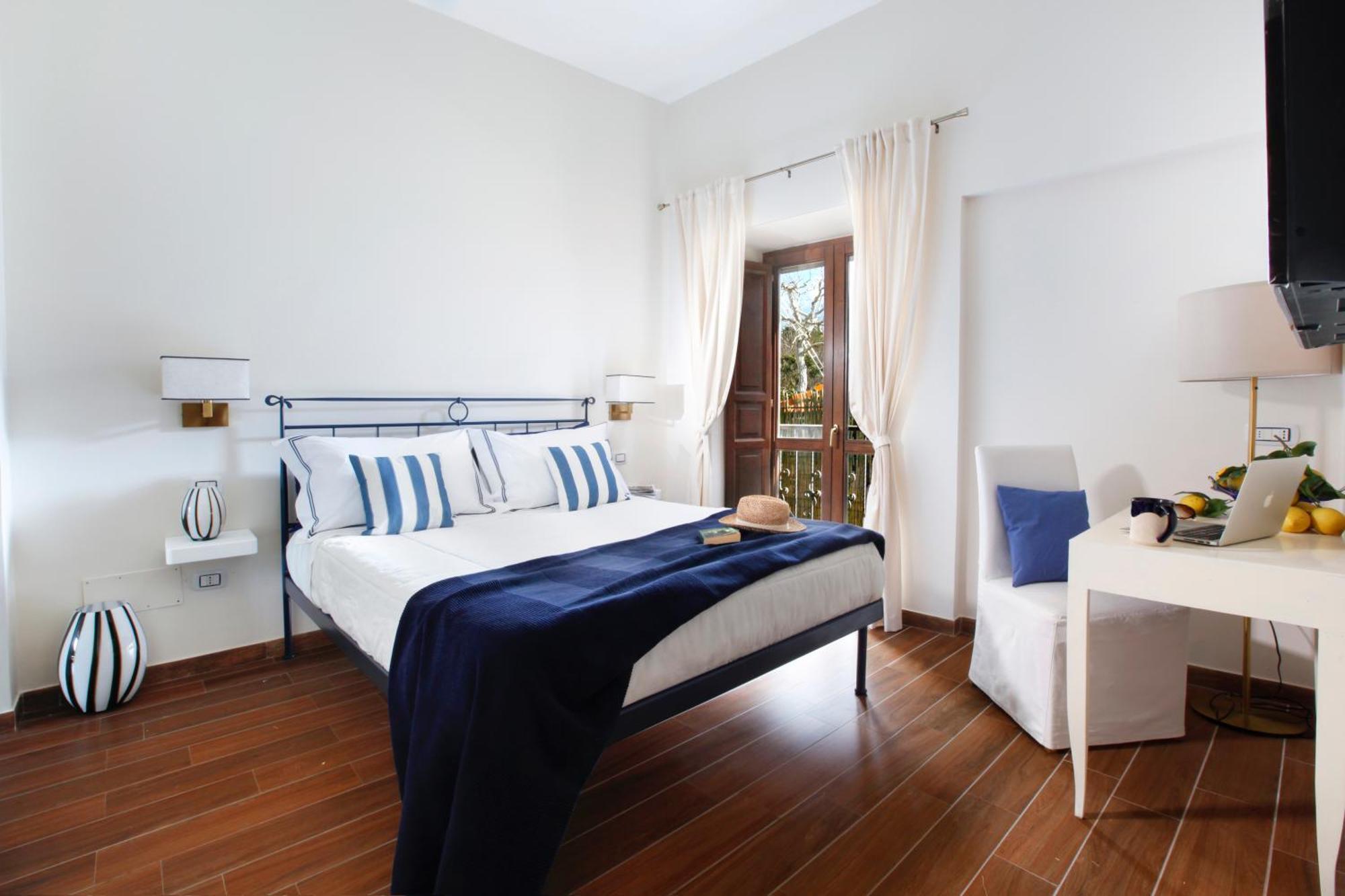Maison Villa Angela SantʼAgata sui Due Golfi Exteriér fotografie